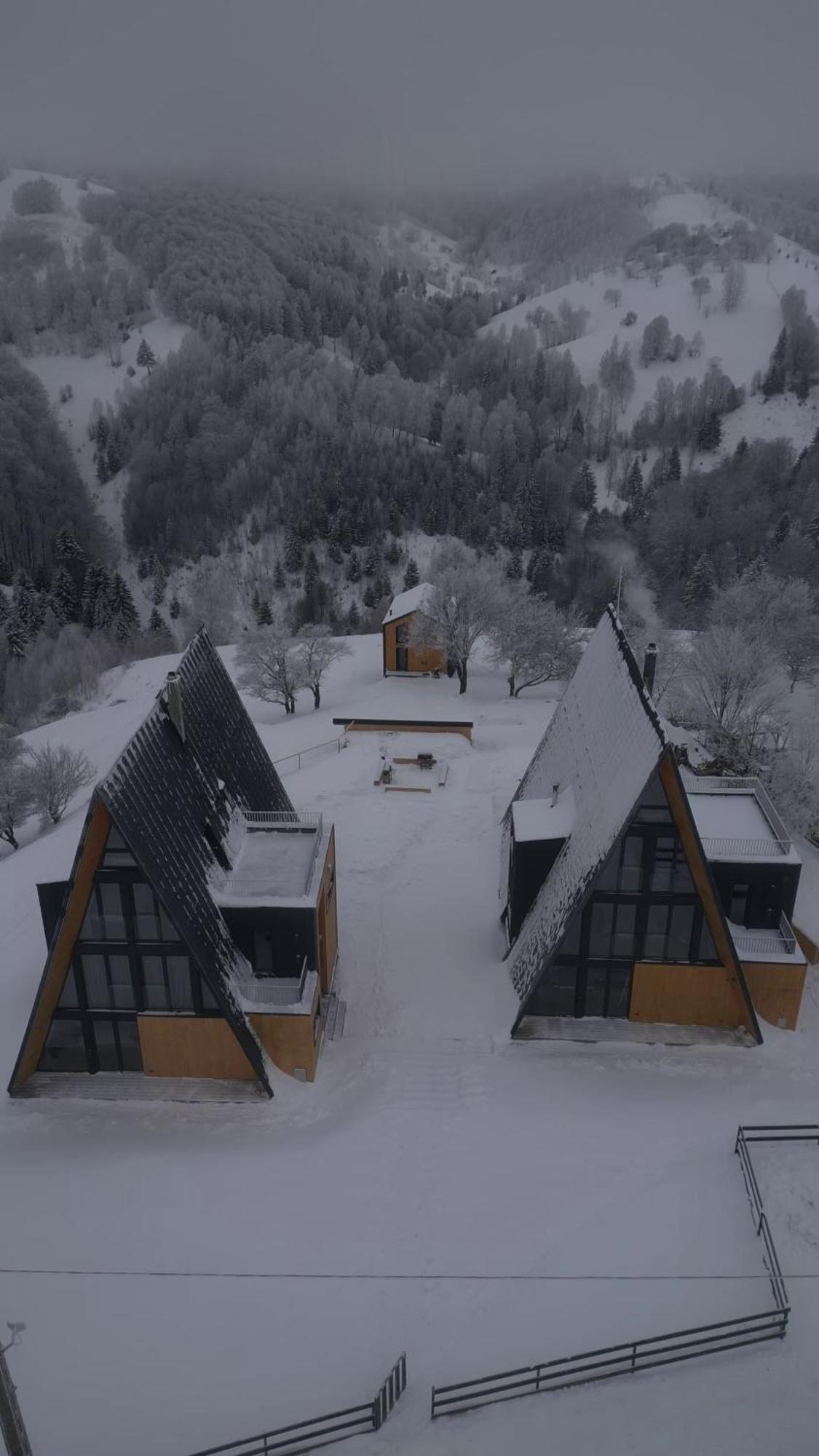 Amont Chalet Пештера Экстерьер фото